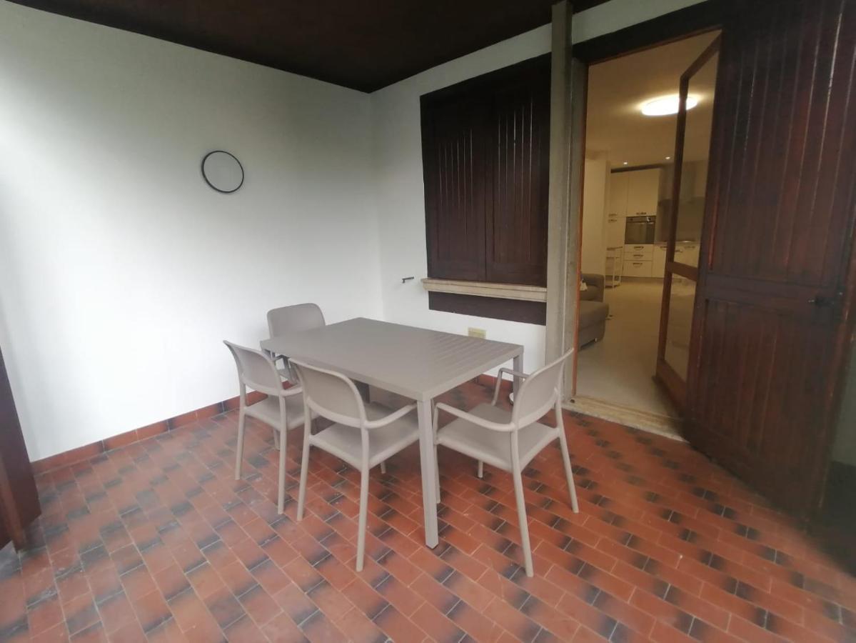 Lucky Apartment 2 Sirmione Esterno foto