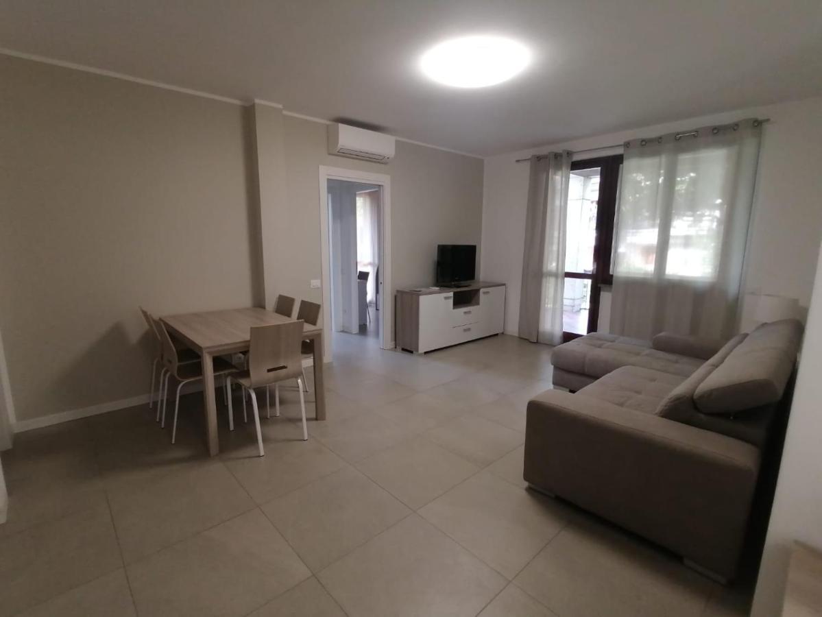 Lucky Apartment 2 Sirmione Esterno foto